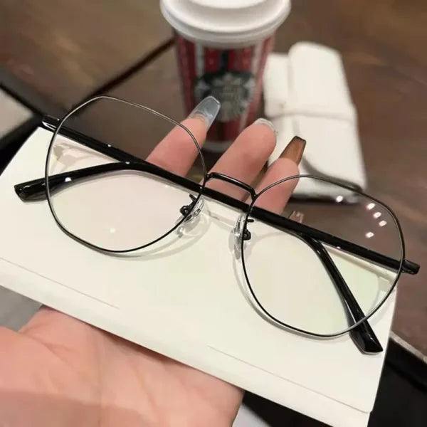 Fashion Metal Anti-Blue Light Glasses Women Men Vintage Ultralight Oval Frame Computer Game Goggles Blue Ray Blocking Eyeglasses