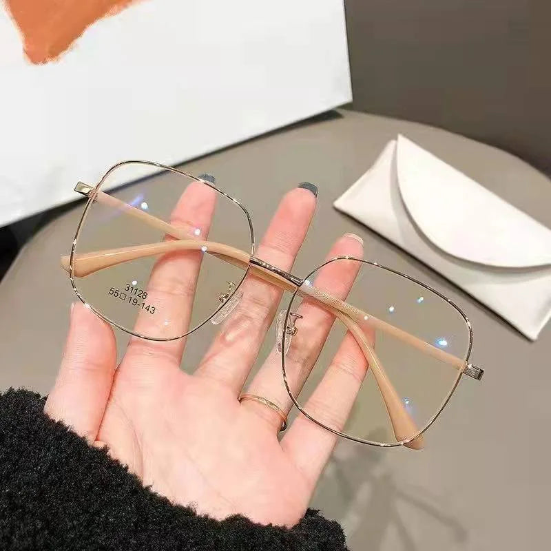 Anti-blue Light Myopia Glasss Unisex Metal Big Frame Myopic Eyeglasses Women Men Glasses for Nearsighted Vision 0-0.5-1-6