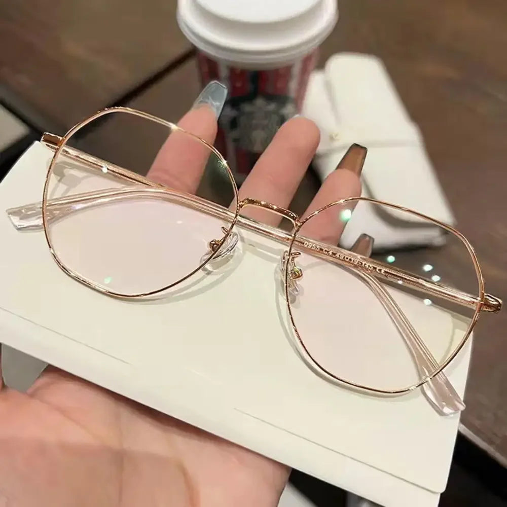 Fashion Metal Anti-Blue Light Glasses Women Men Vintage Ultralight Oval Frame Computer Game Goggles Blue Ray Blocking Eyeglasses
