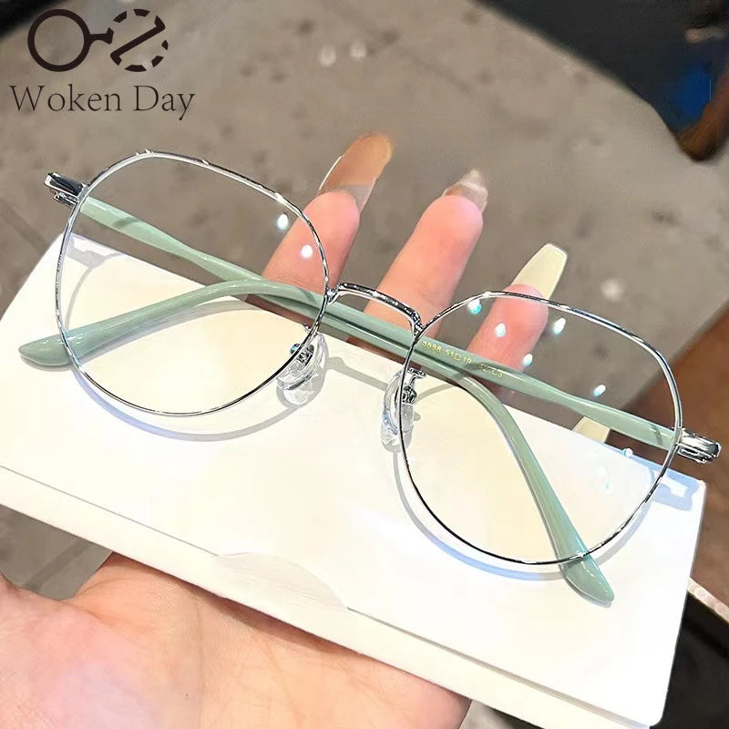 Classic Elegant Metal Round Frame Anti Blue Light Glasses Women Vintage Retro Computer Gaming Eye Protection Fashion Eyewear